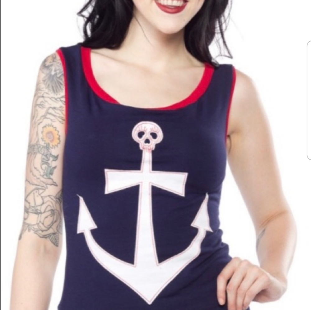 Pinky pinups tank top.